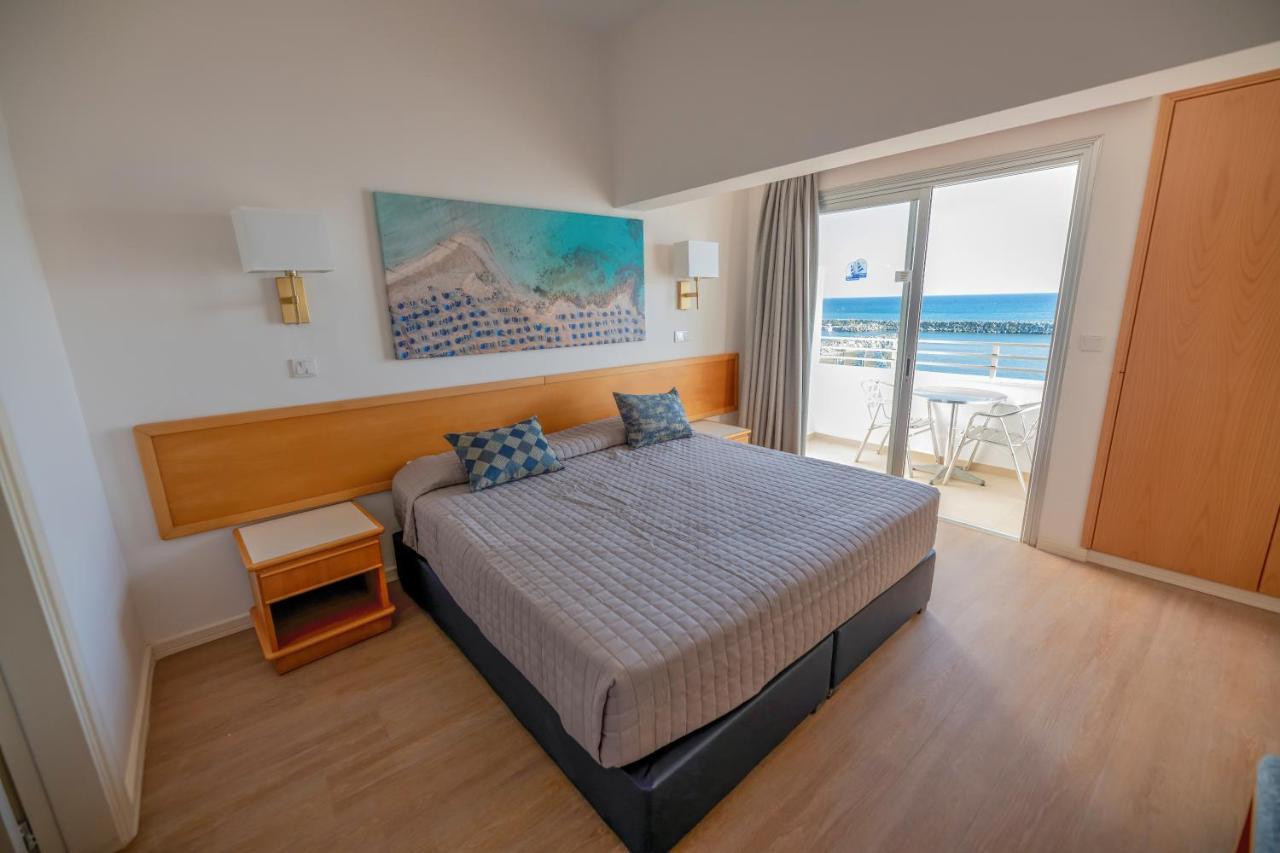 Tylos Beach Hotel Kato Pyrgos Exterior photo