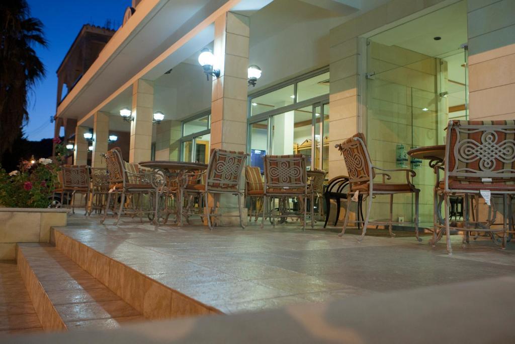 Tylos Beach Hotel Kato Pyrgos Exterior photo